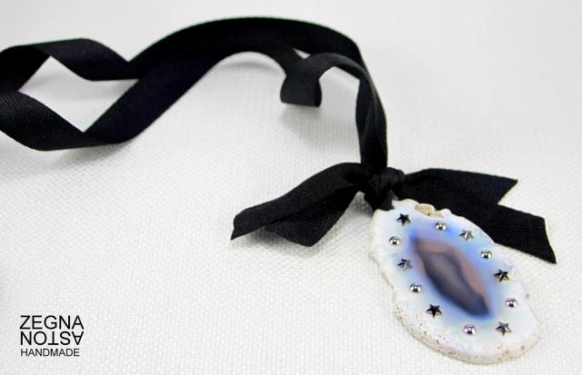 Natural agate slice and Swarovski crystals pendant by Zegna Aston